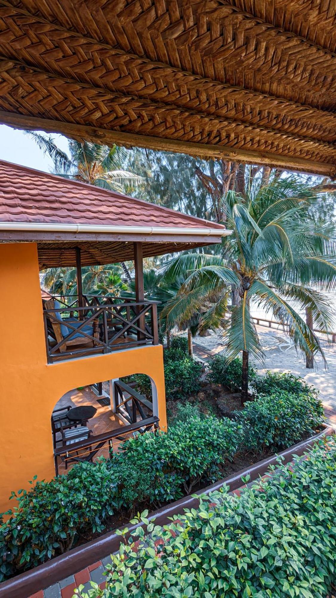 Mnarani Beach Cottages Nungwi Ngoại thất bức ảnh