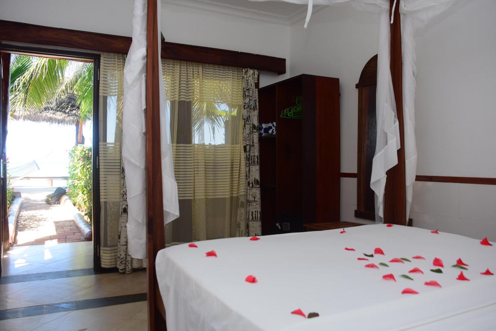 Mnarani Beach Cottages Nungwi Ngoại thất bức ảnh